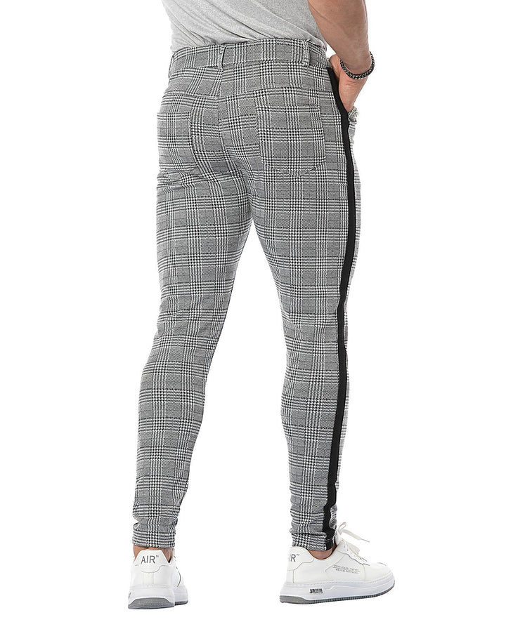 MAZE - Skinny Fit Checkered Chino